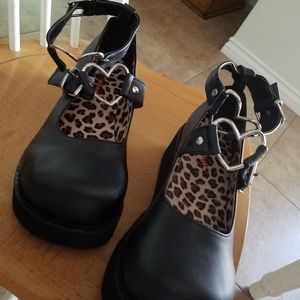 heart mary Jane platforms